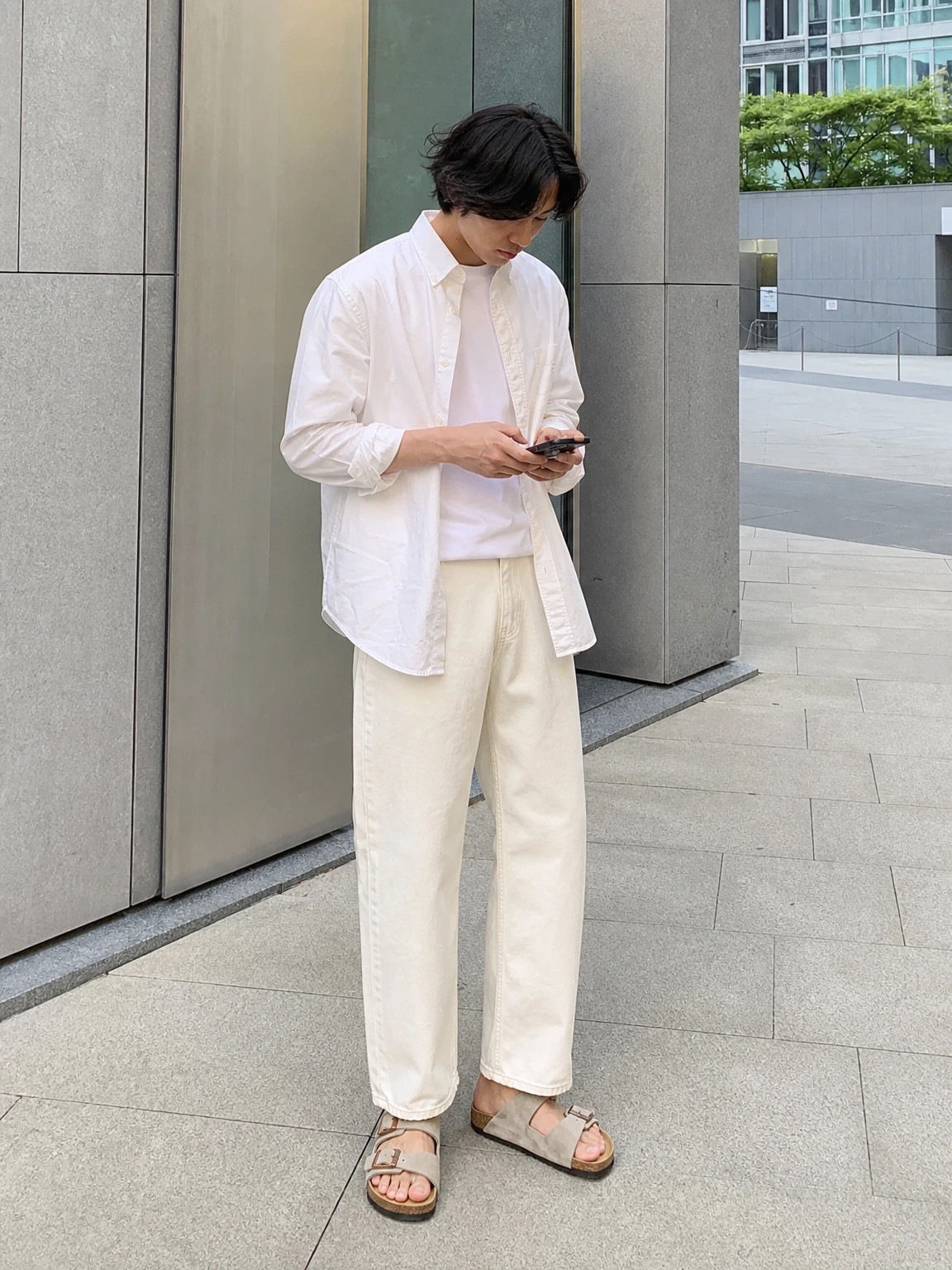 투 스트랩 버클이 편한 샌들