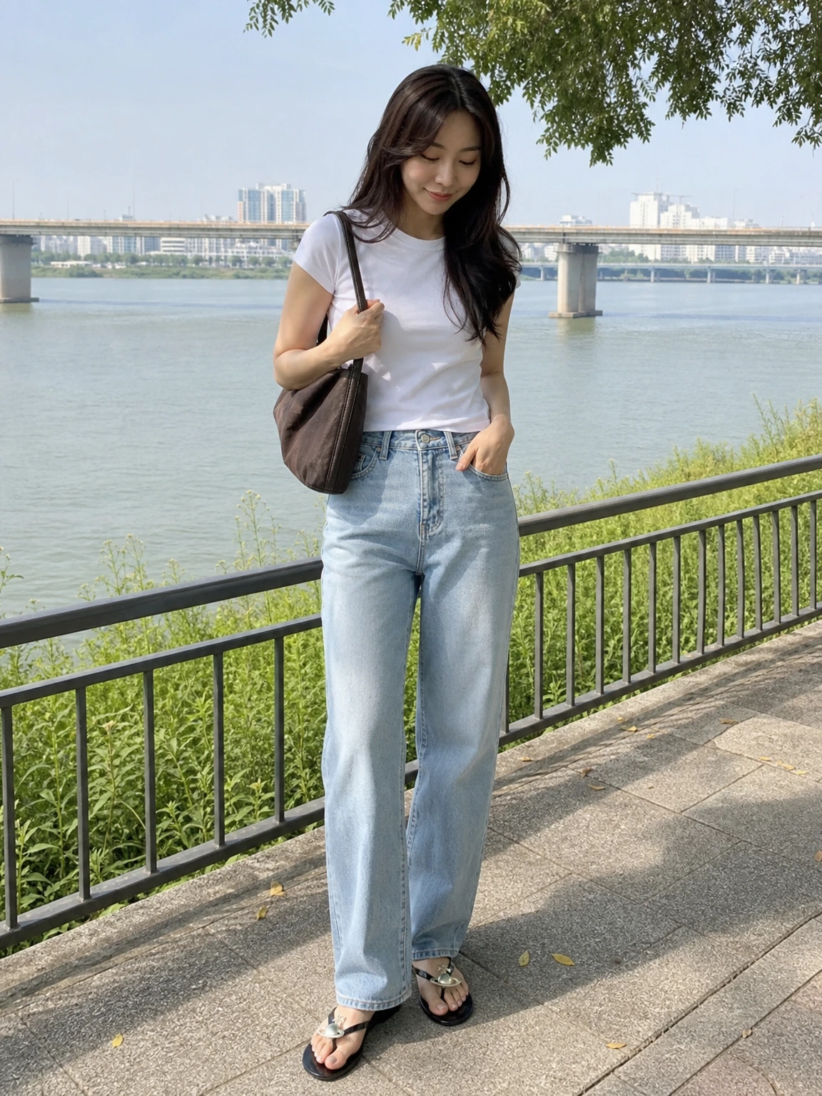 행성 장식이 돋보이는 플립플랍