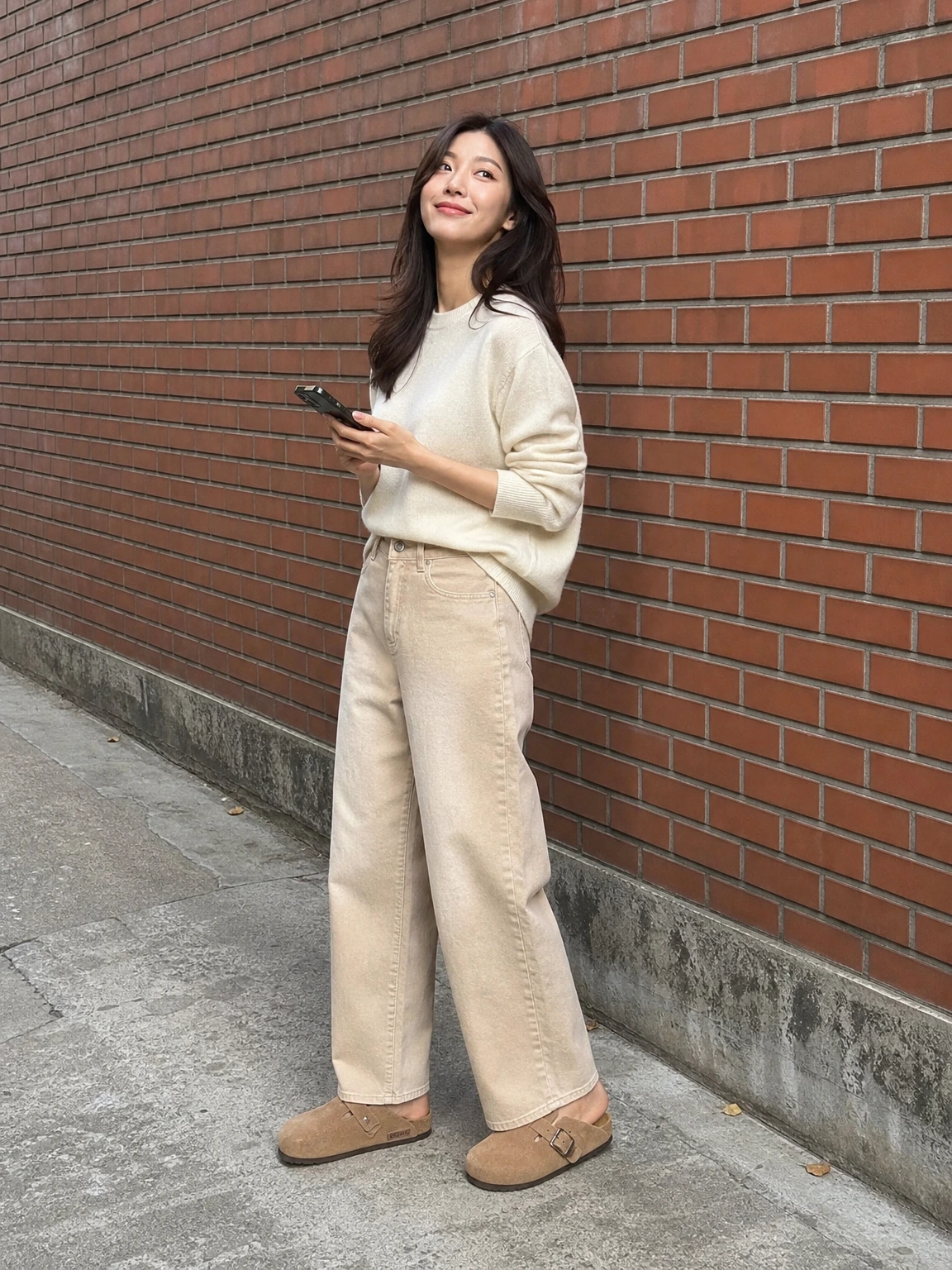 버클 스트랩이 편한 슬리퍼
