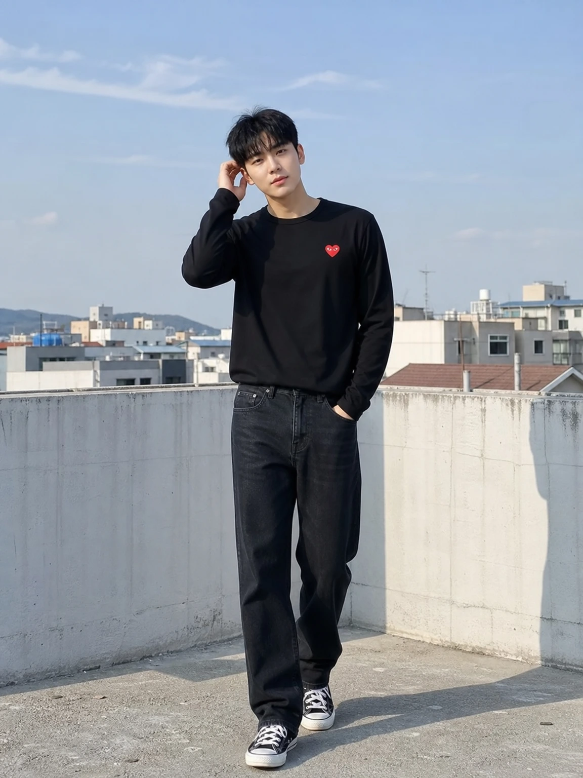 하트 와펜이 포인트인 긴팔티셔츠