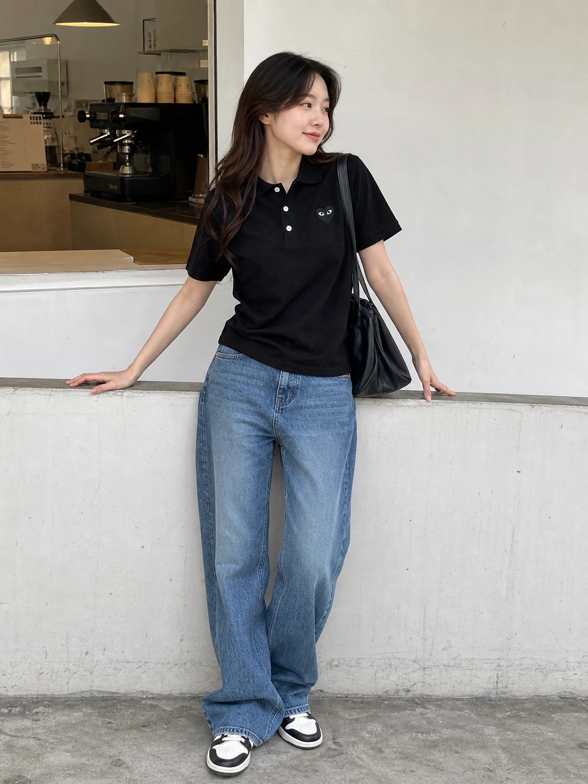 하트 자수로 포인트 준 카라티