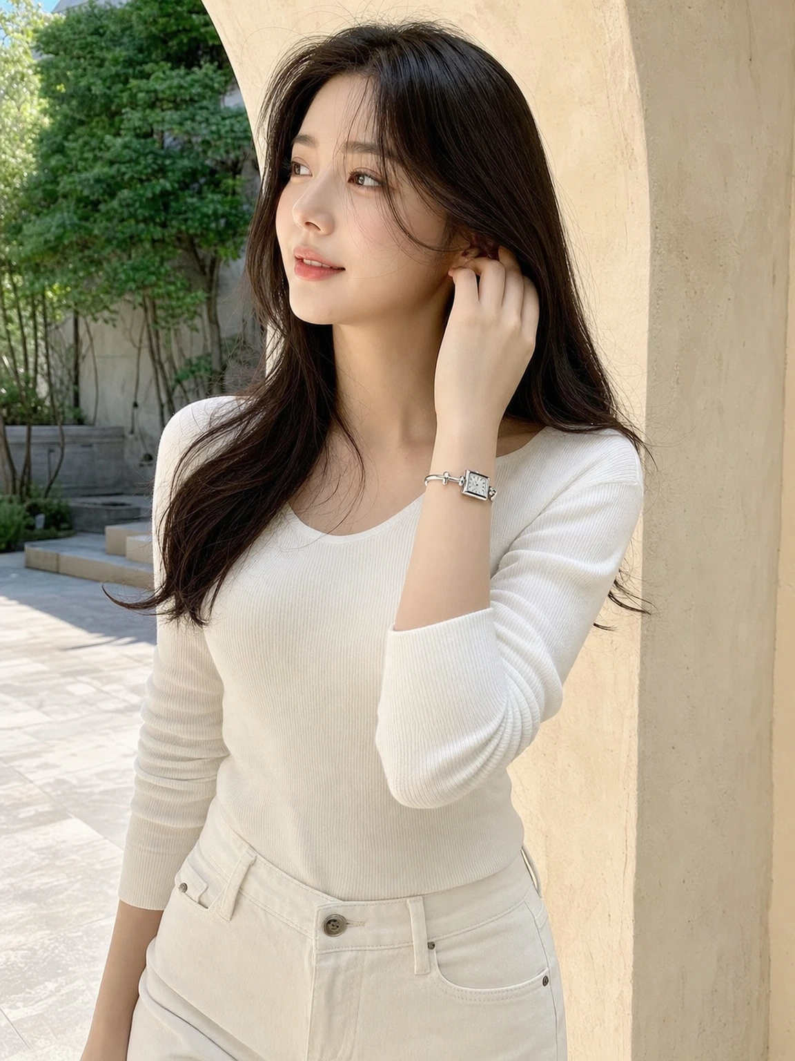 자개 빛이 은은한 뱅글시계