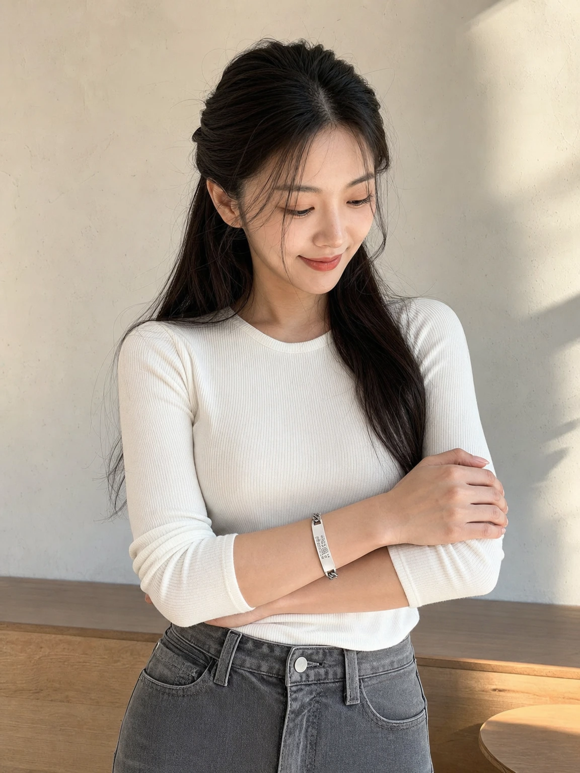 실버 체인이 돋보이는 팔찌