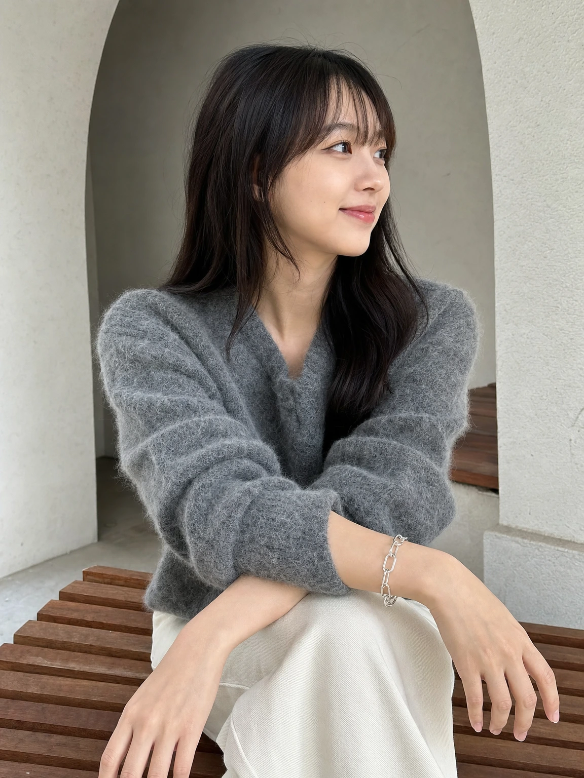 실버 체인이 돋보이는 팔찌