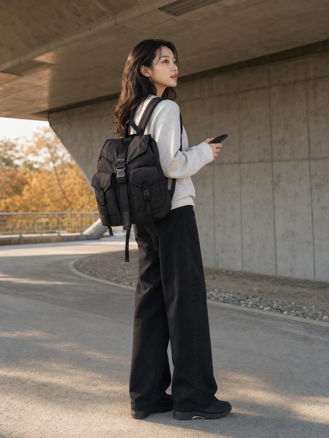 테크 디테일이 살아있는 백팩
