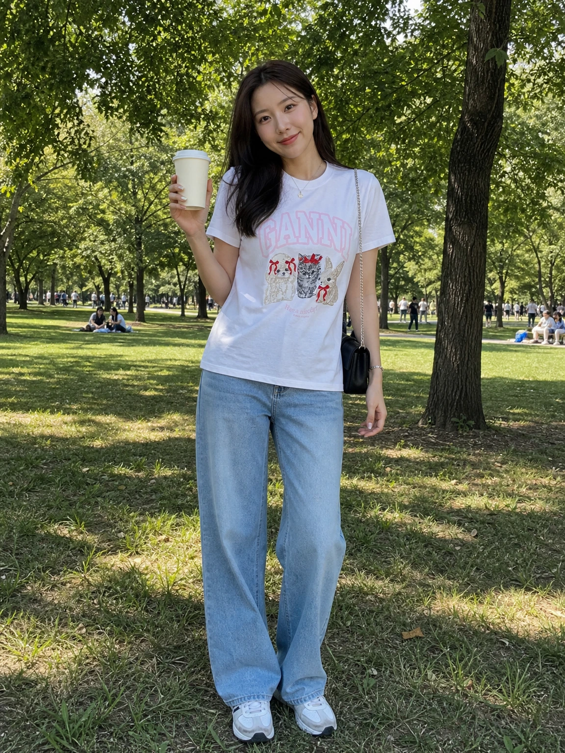 동물 그래픽이 사랑스러운 반팔티셔츠