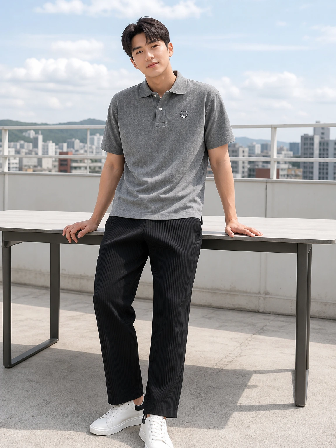 여우 자수로 포인트 준 폴로 티