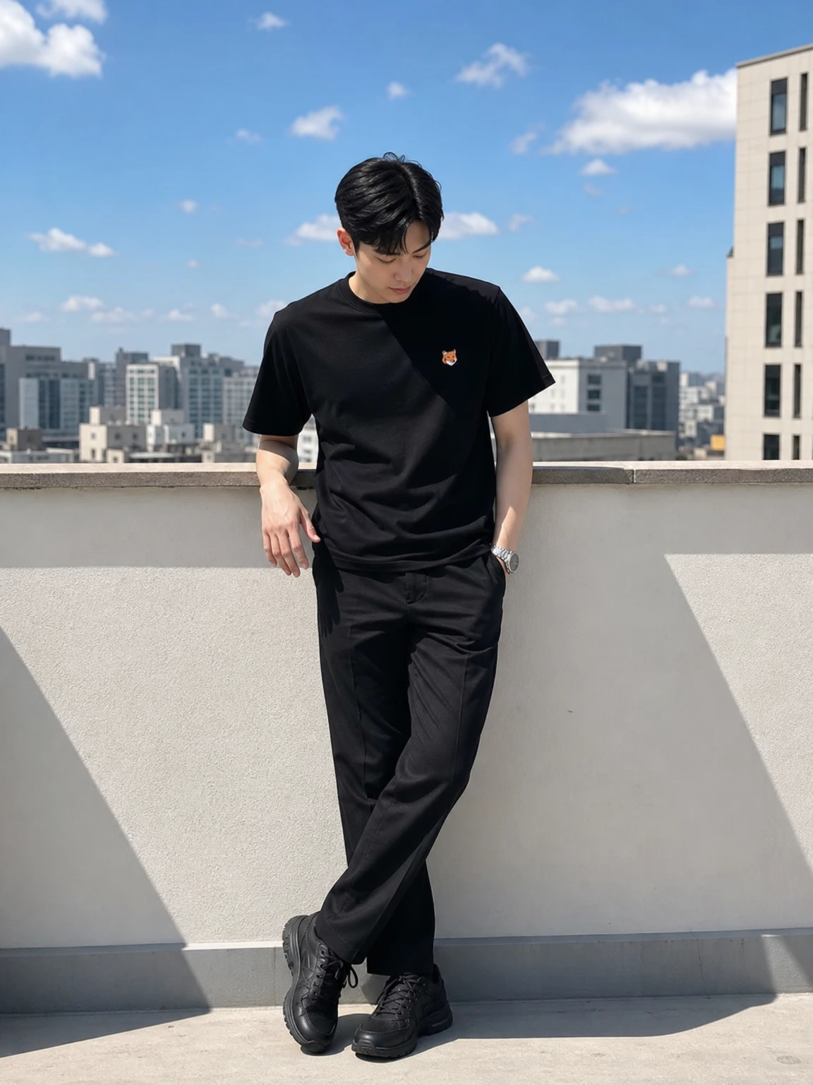여우 자수로 포인트 준 티셔츠