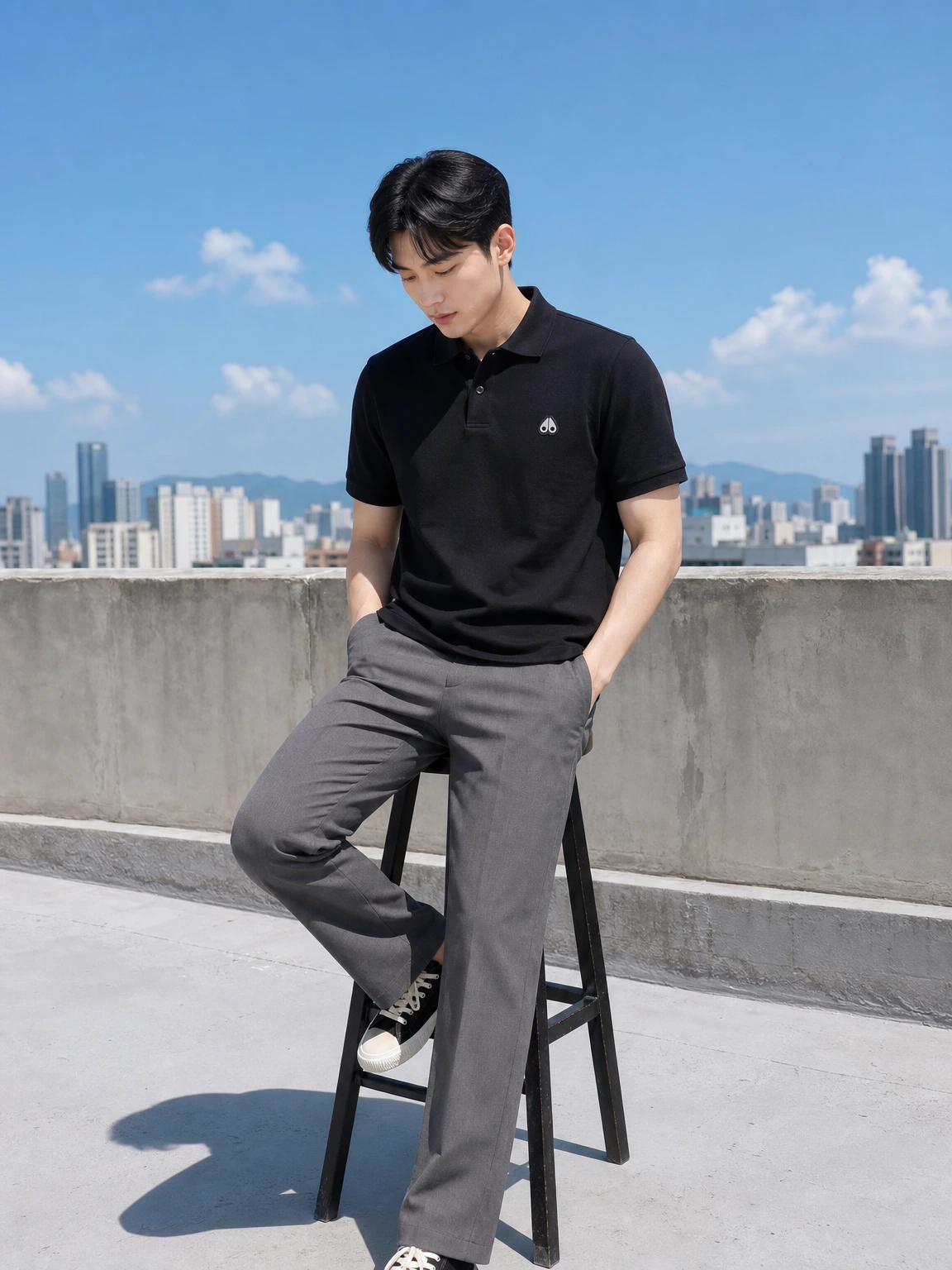 미니 로고로 힘을 준 폴로 티셔츠