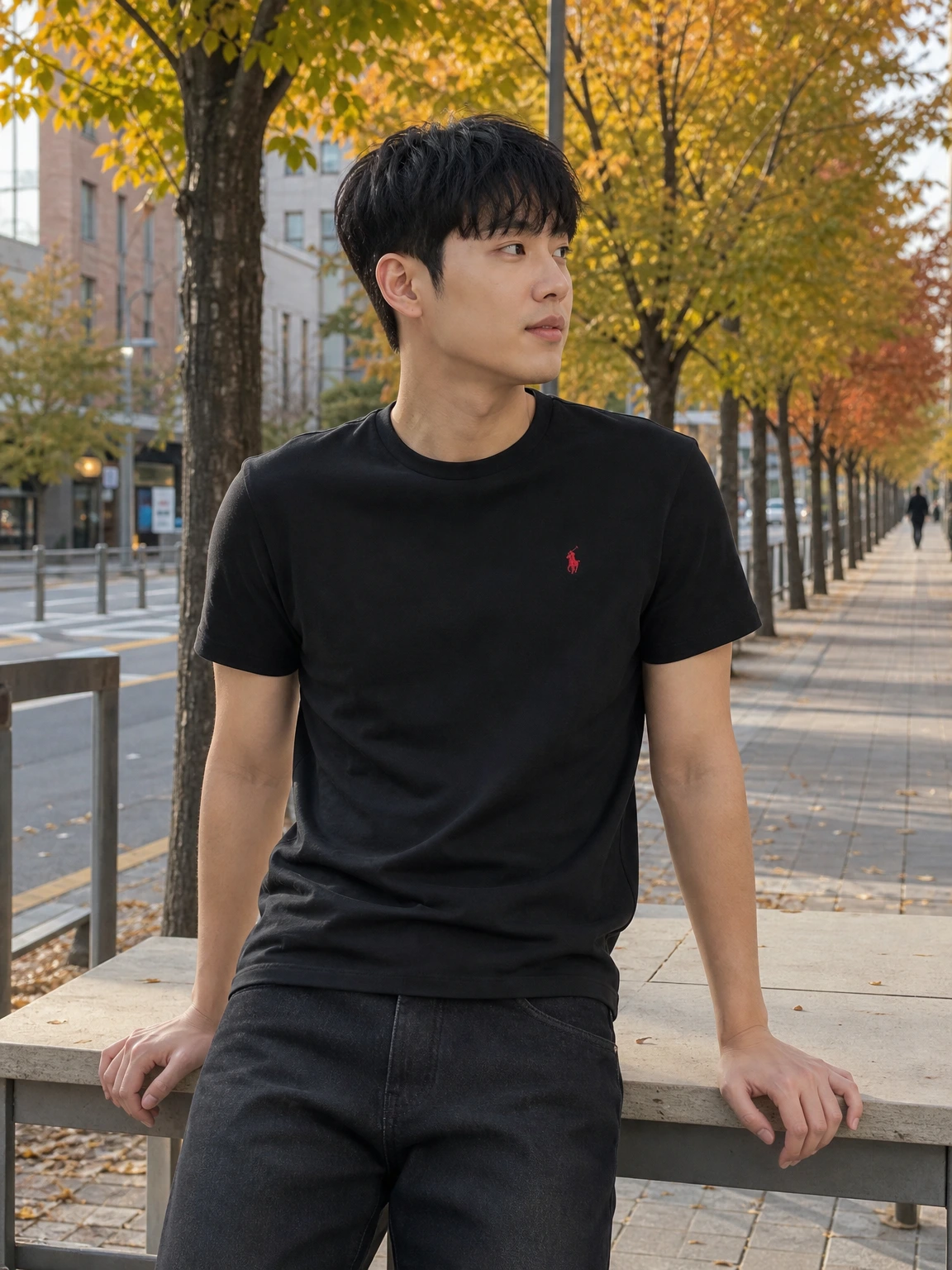 포니 자수로 완성한 반팔티