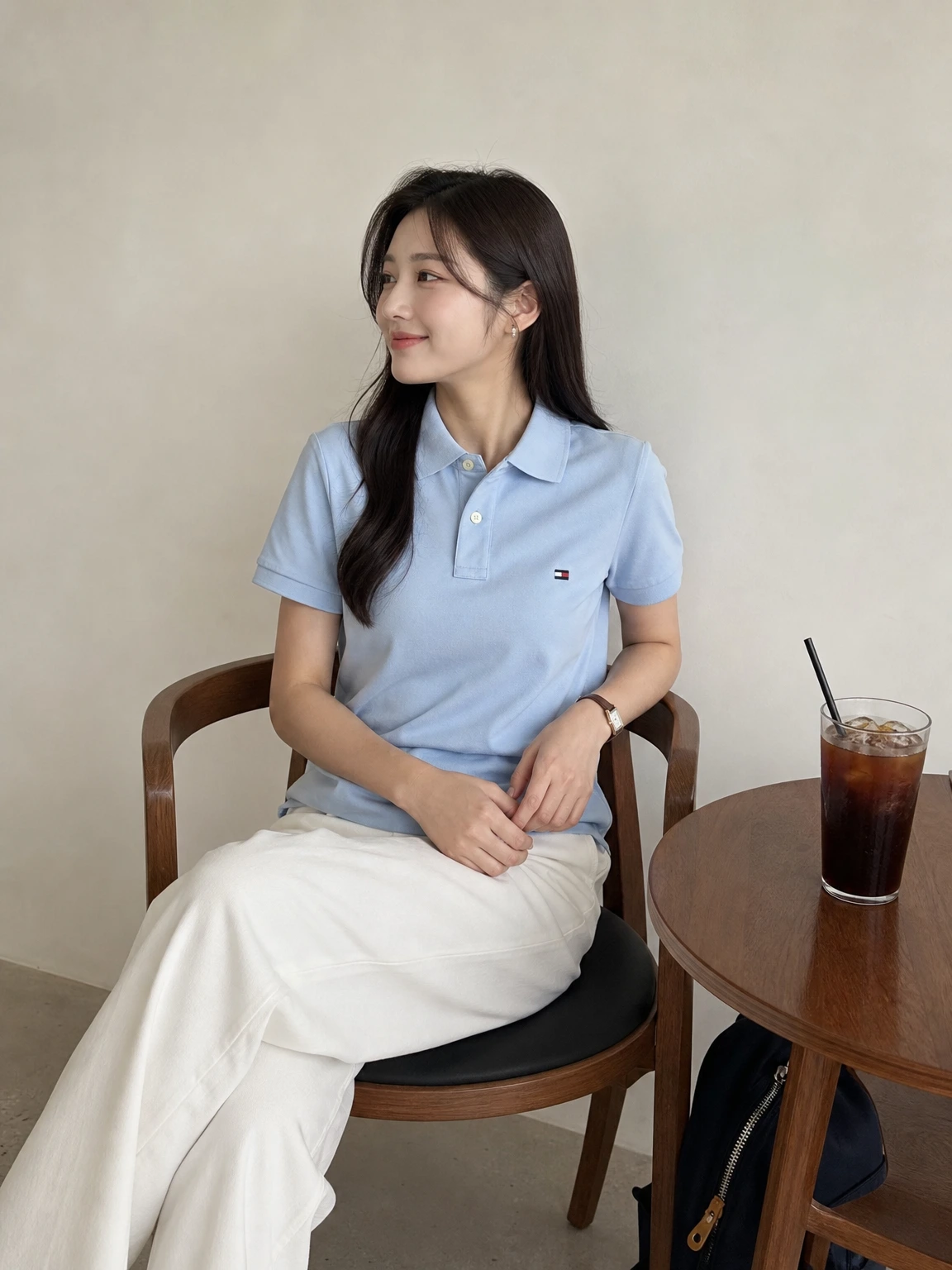 단정한 카라로 정리된 카라티