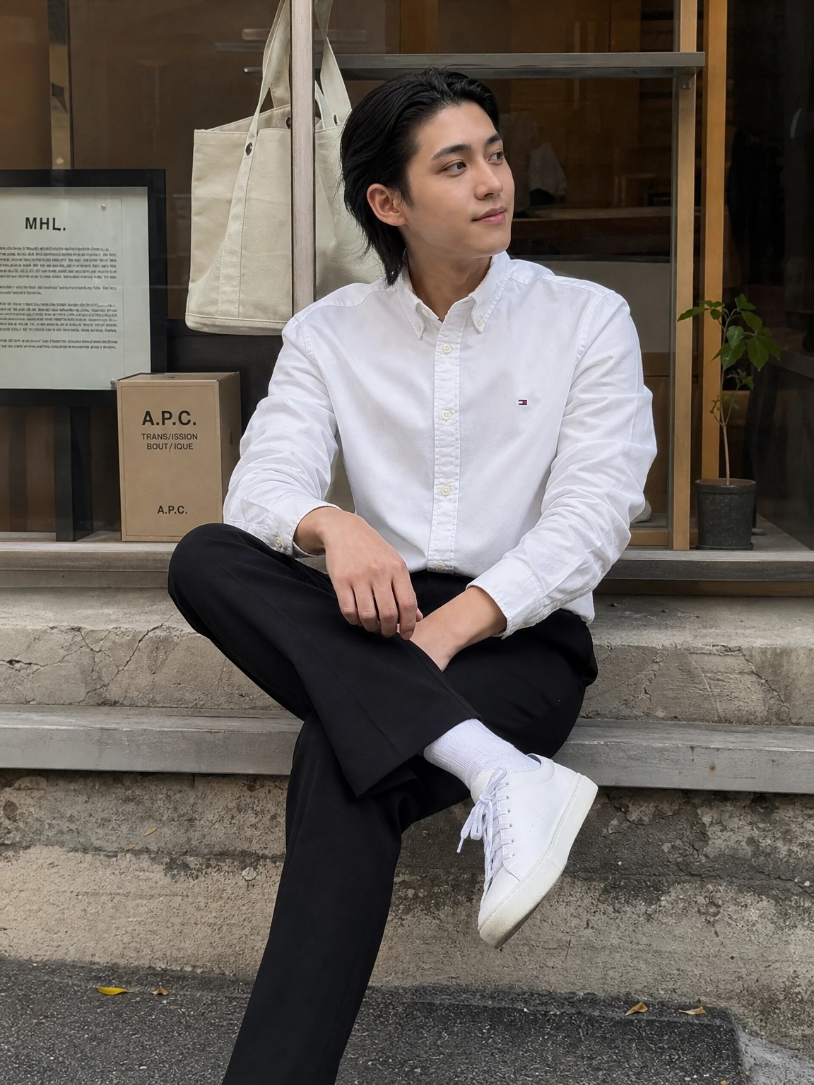 단정함이 남는 옥스포드 셔츠